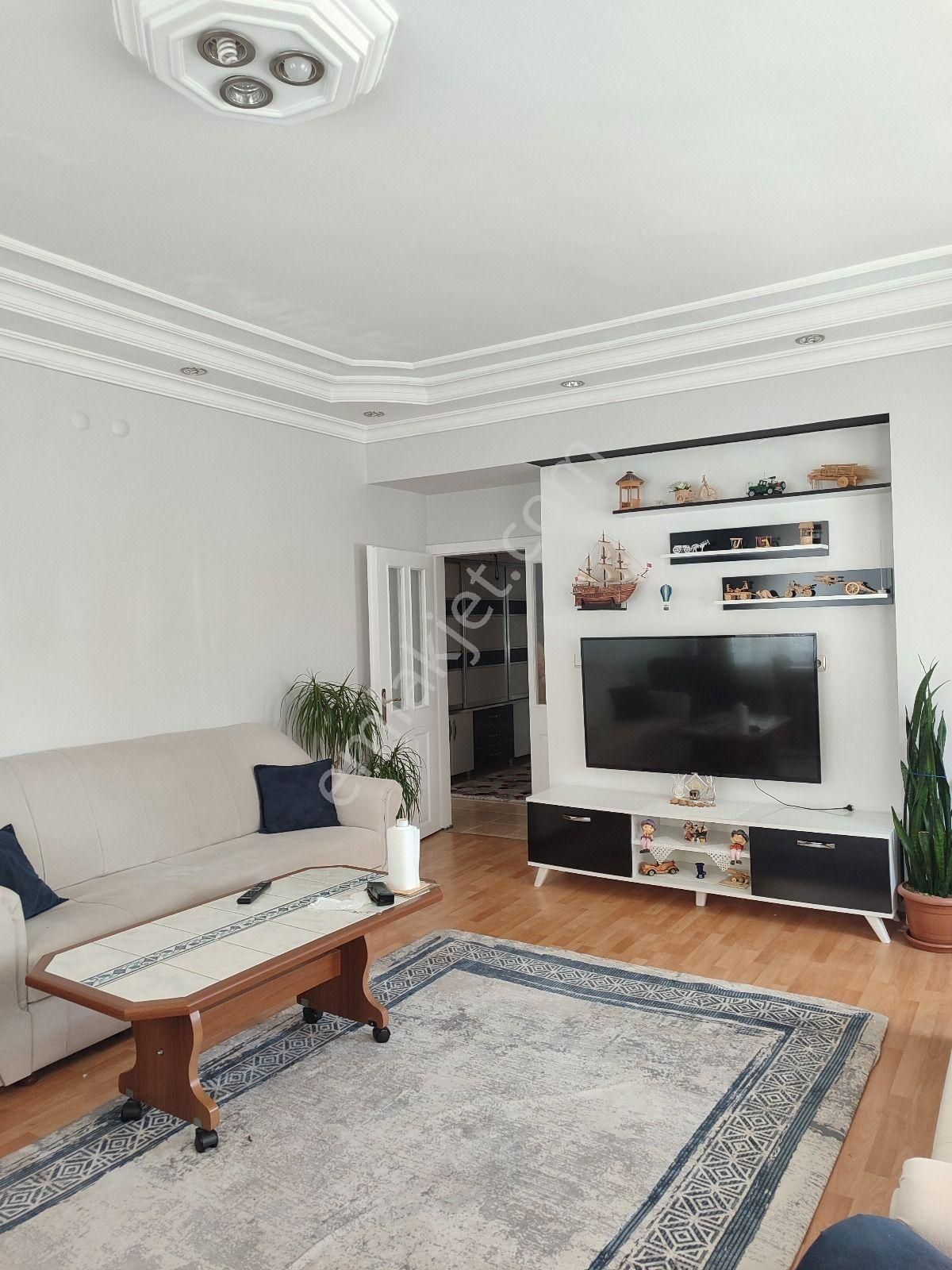 Mevlana Mah. Halef Hoca Cad. 3+1 120m2 Satılık Daire