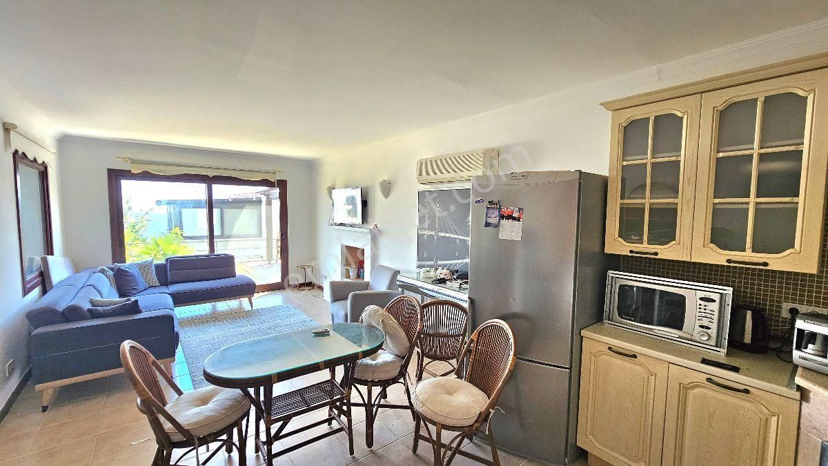 Bodrum Gündoğanda Satılık Özel Plajlı Sitede Deniz Manzaralı Bahçeli 4+1 Müstakil Villa - Görsel 14