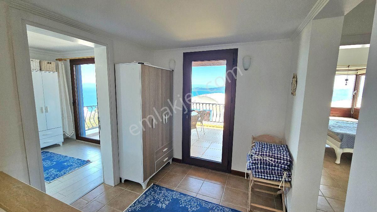 Bodrum Gündoğanda Satılık Özel Plajlı Sitede Deniz Manzaralı Bahçeli 4+1 Müstakil Villa - Görsel 21