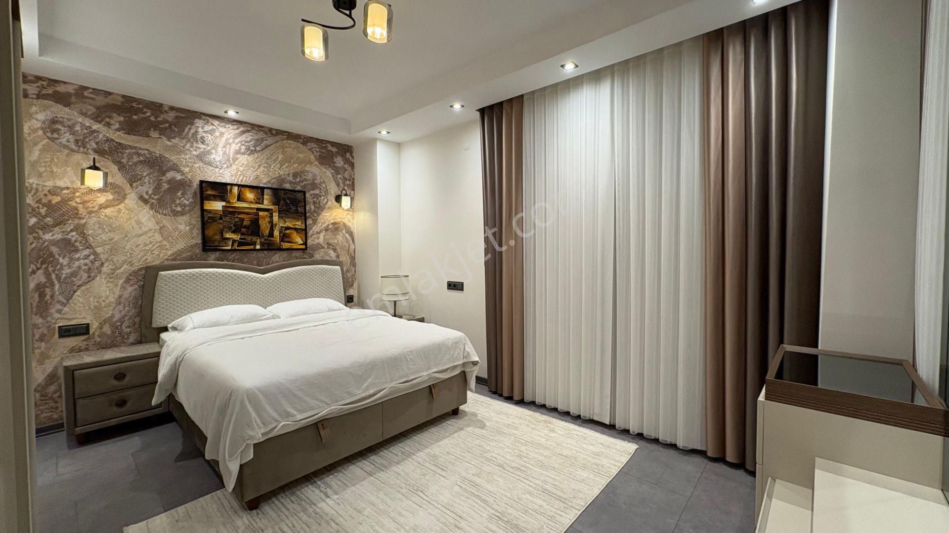 Didim 500 M2 Arsa İçinde 6+1 Sinema Odası Spor Odalı Ful Deniz Manzaralı Müstakil Villa Satışda - Görsel 24