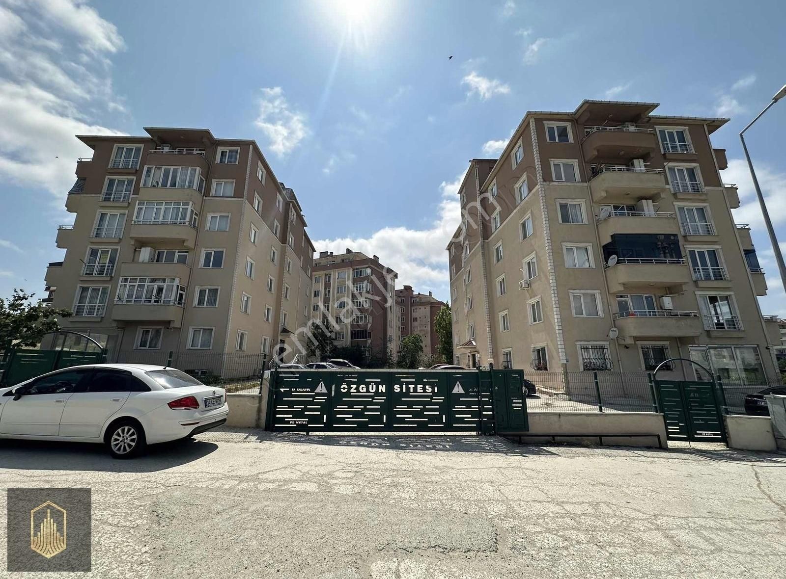 Toprak Gayrimenkul'den İstasyon Mah. 2+1 95m2 Kombili Daire