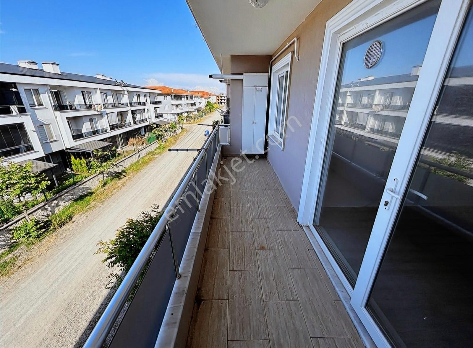 Sakarya Karasu'da 2+1 Asansörlü Bağımsız Mutfak Havuzlu Site - Görsel 6