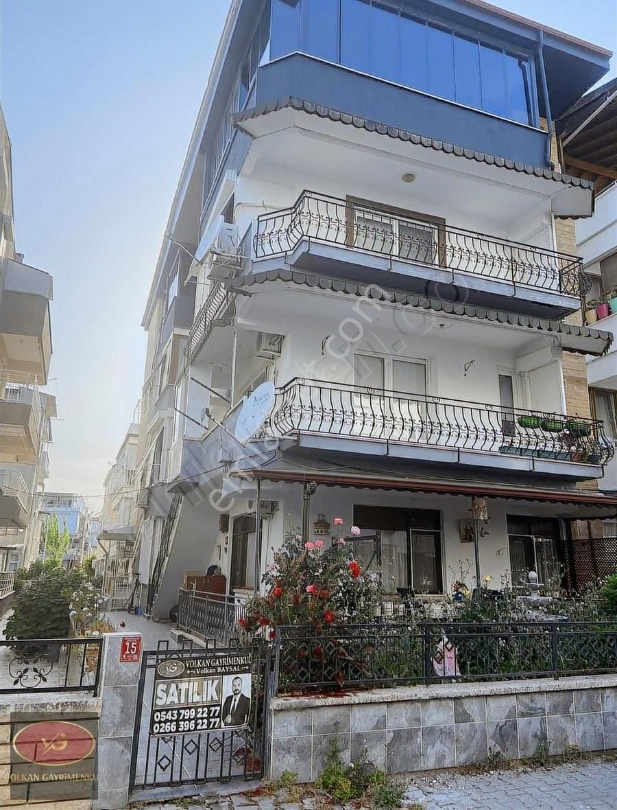 Altınoluk 'ta / Denize Yakın *2+1* Yüksek Giriş Satılık Daire