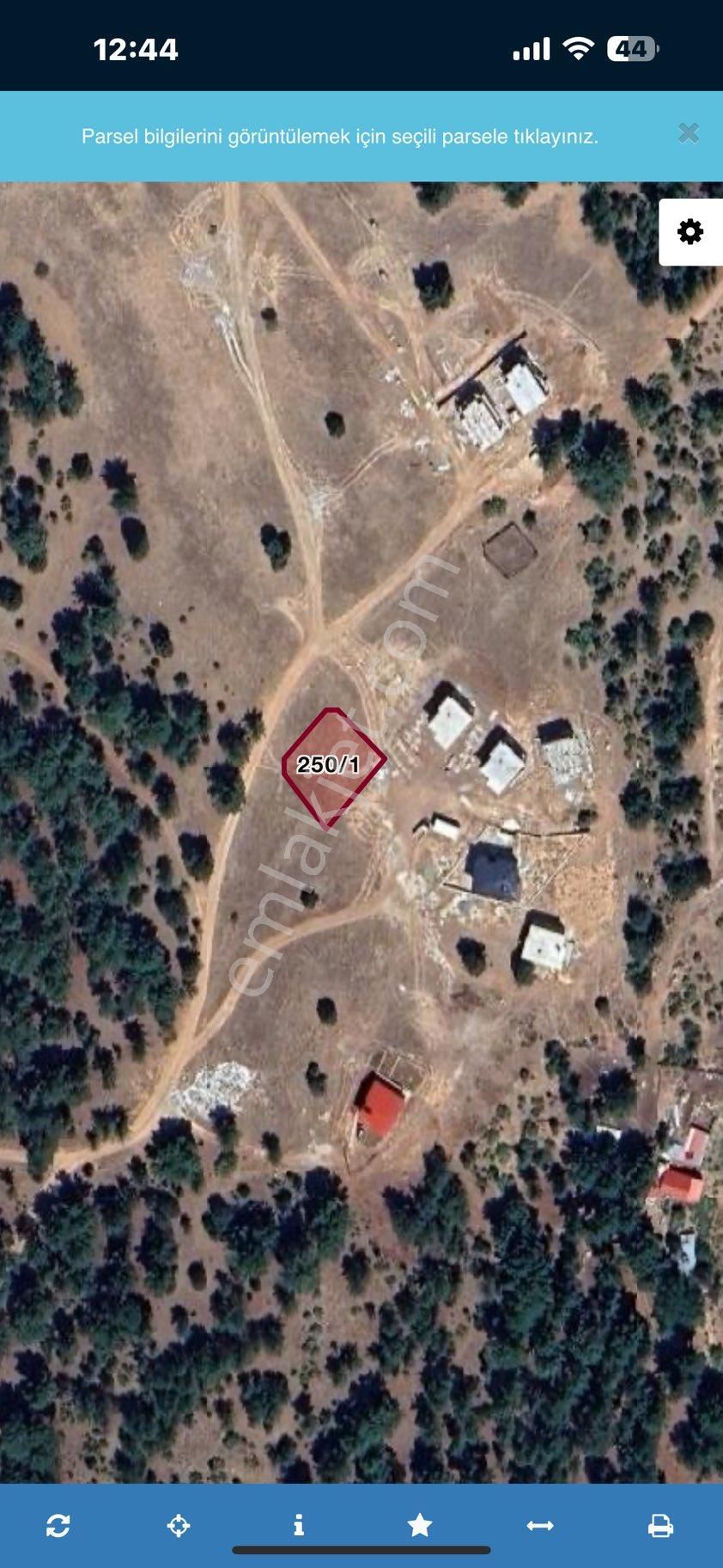 Pozantı Selçuk Emlaktan Alpu Mercanderesinde 535 M2 Köşebaşı Satılık İmarlı Arsa