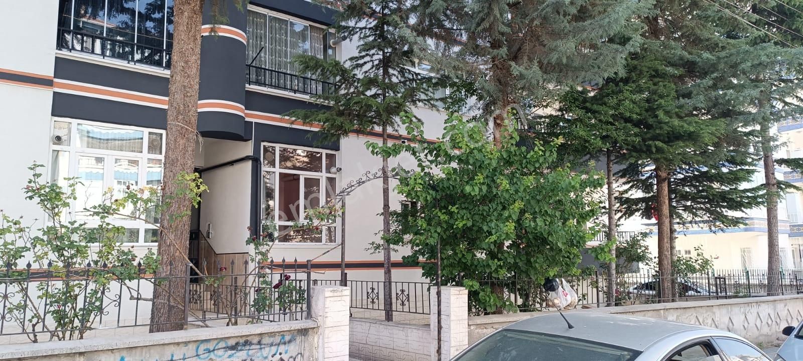 Sincan Andiçen Mahallesi Ahi Mesut Bulvarına Yakın Yüksek Giriş