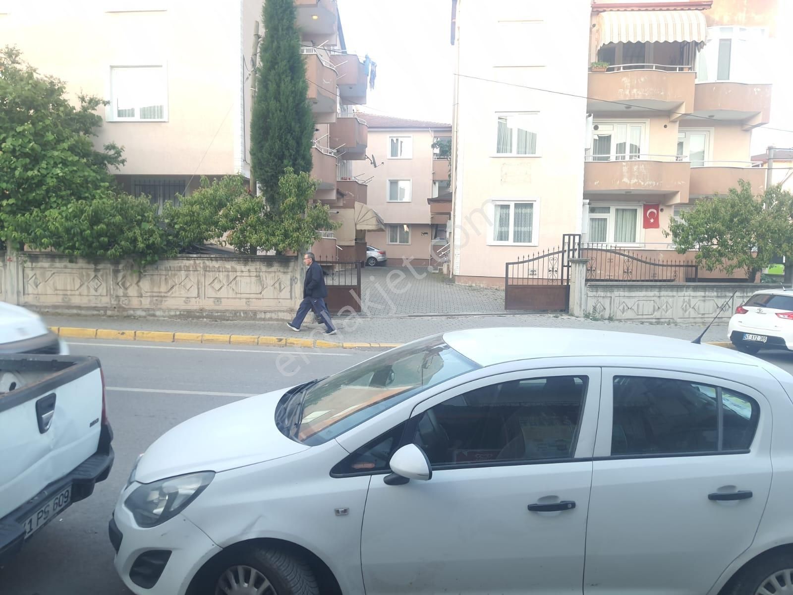 Derince Çenedağ Mah Satılık 3+1 Daire.