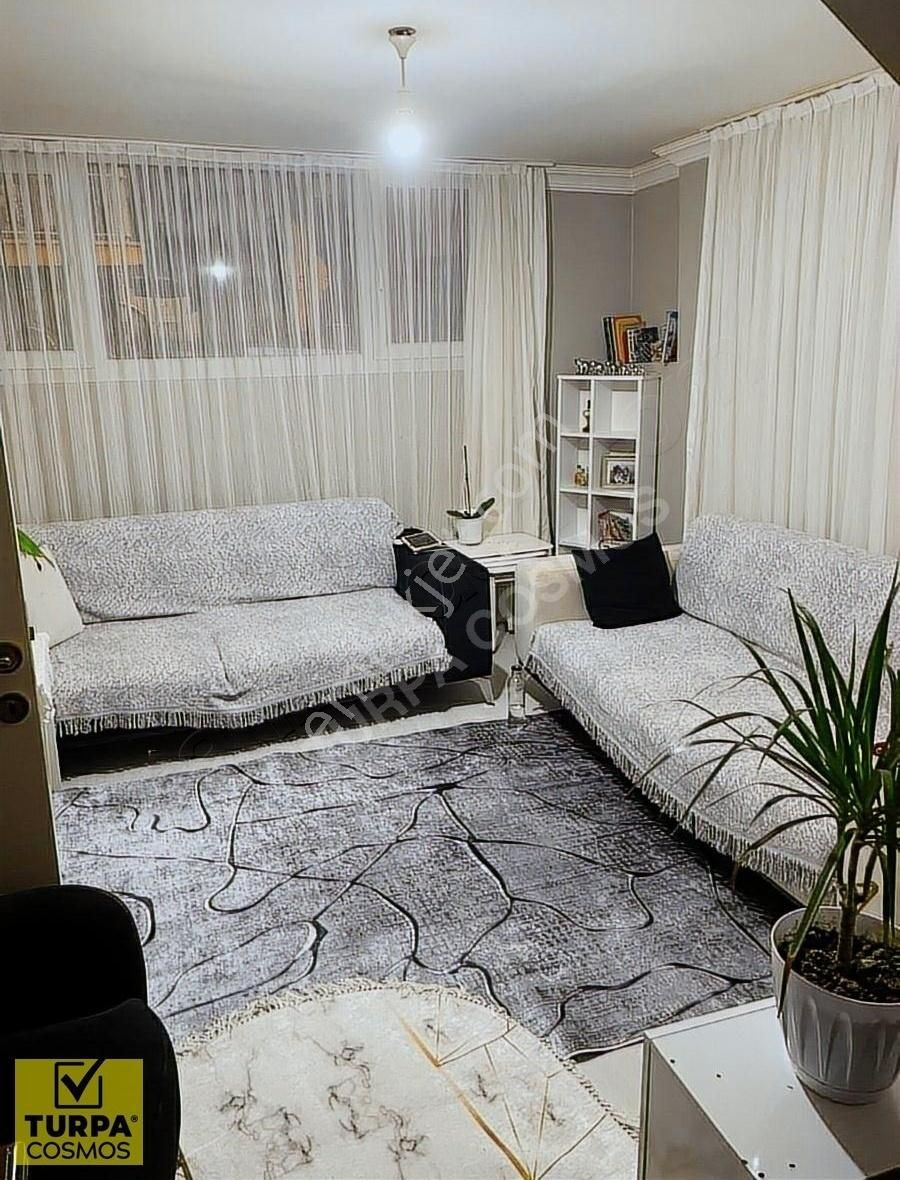 Konak Altıntaşda 2+1 Doğalgazlı Bakımlı Daire
