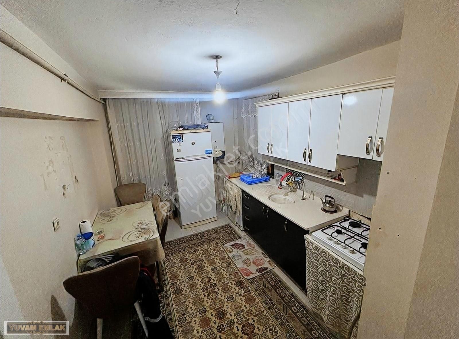 Keçiören Şevkat Mahallesinde Satılık 2+1 Giriş Katta Altı Daire