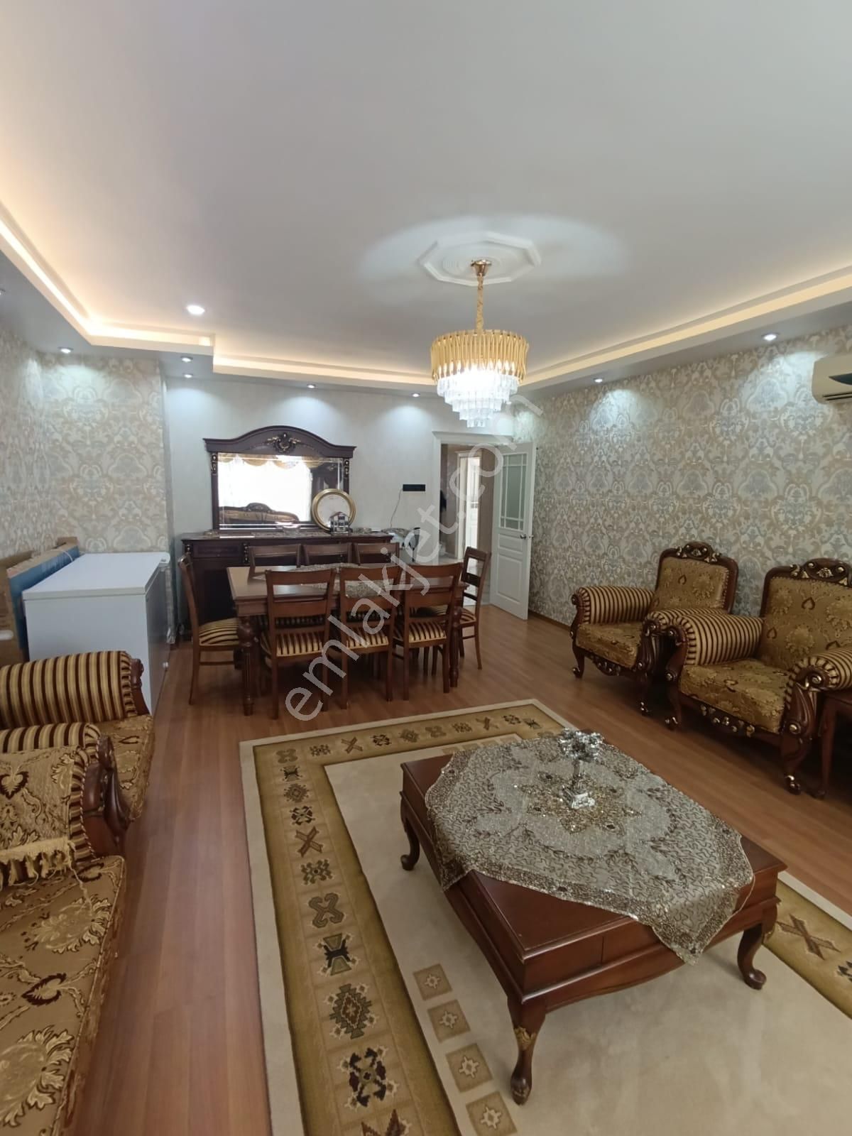 Uygun Emlak'tan Yenişehir Mahallesinde 3.kat 5 Oda D.gazlı,parkeli, Asansörlü Satılık Daire