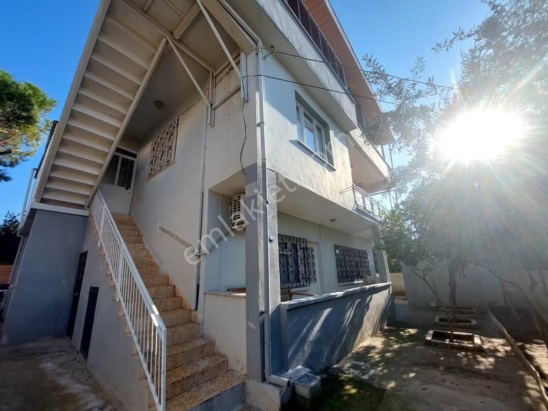 İzmir Torbalı Torbalı Mahallesinde 2+1 100m2 Net Satılık Daire