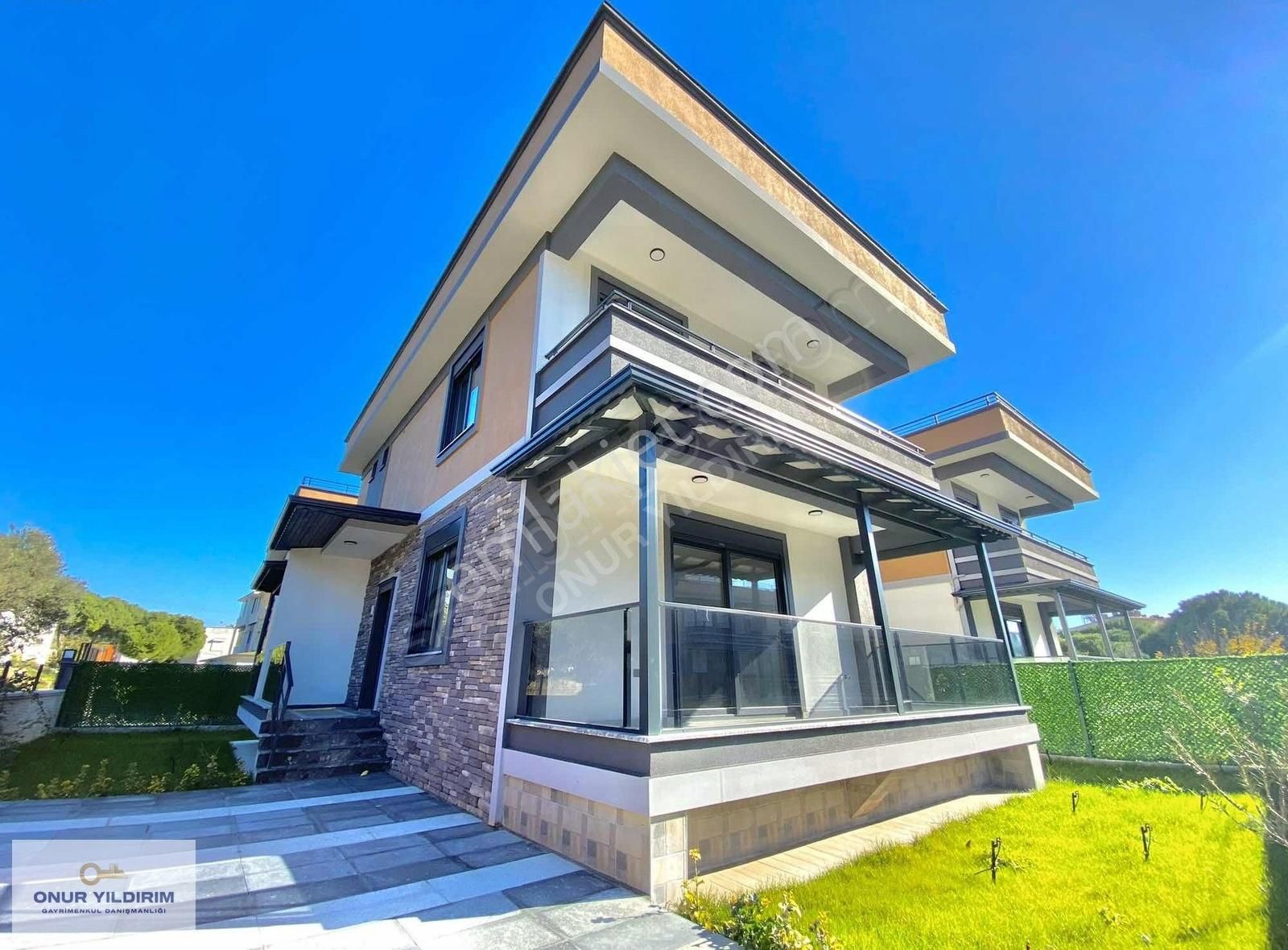 ▀▄sadece Onur Yıldırım Gürede Denize 300 Metre 3+1 Villa▀▄