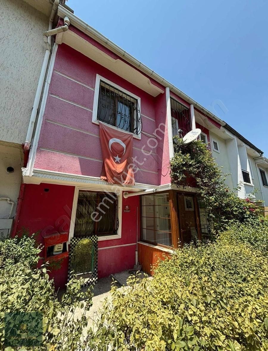 Polat Live Emlak'tan 4+1 Ana Cadde Üzerinde Satılık Müstakil