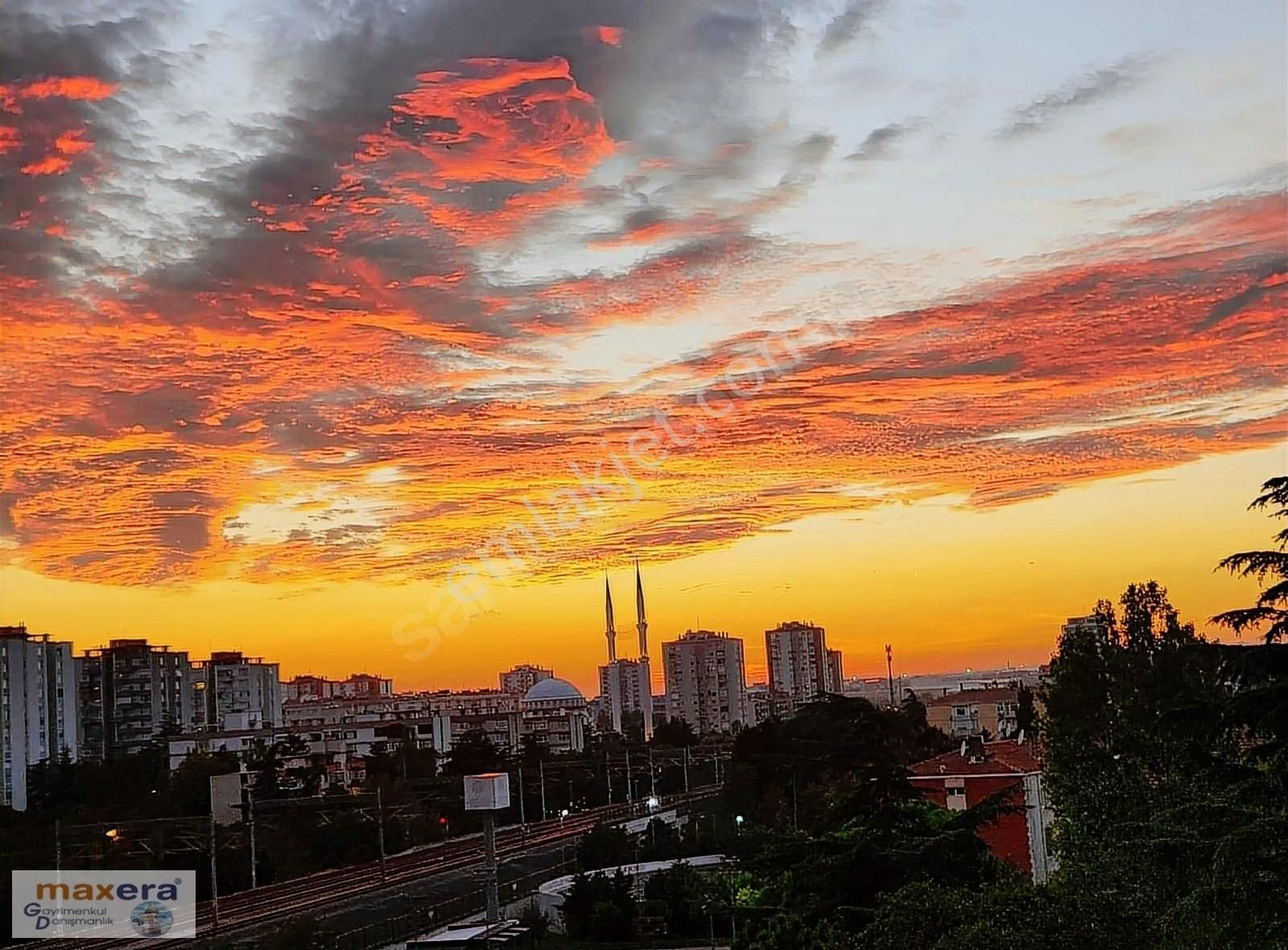 Ataköy Meydana Marmaraya Yakın 120m2 3+1 Temiz Arakat Otoparklı