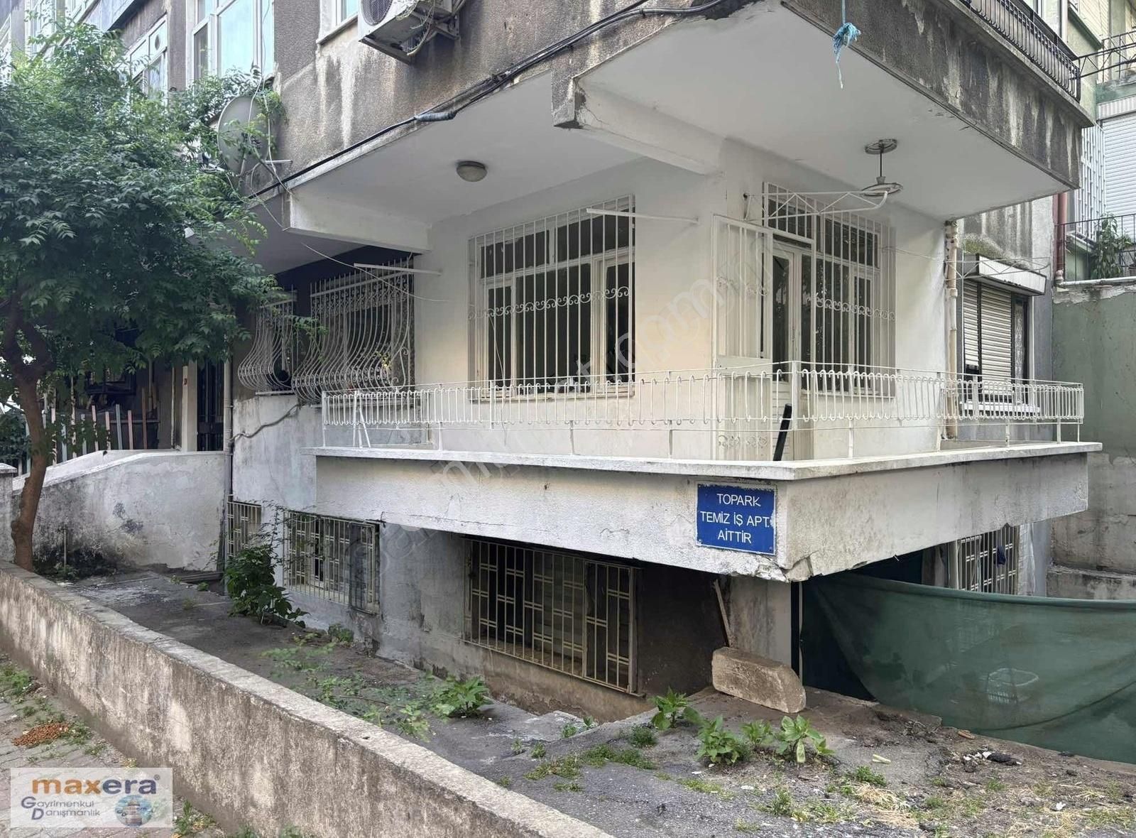 Bakırköy De Altınbaş Üniversitesine Meydana Yakın 2+1 75m2