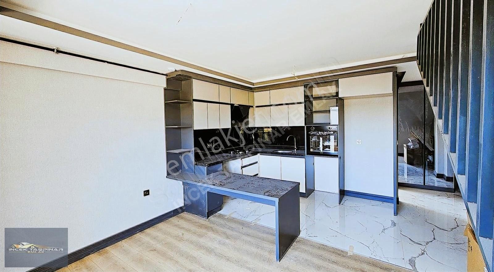 İncek Taşpınar Emlaktan Butik Binada İskanlı Satılık 3+1dx Daire