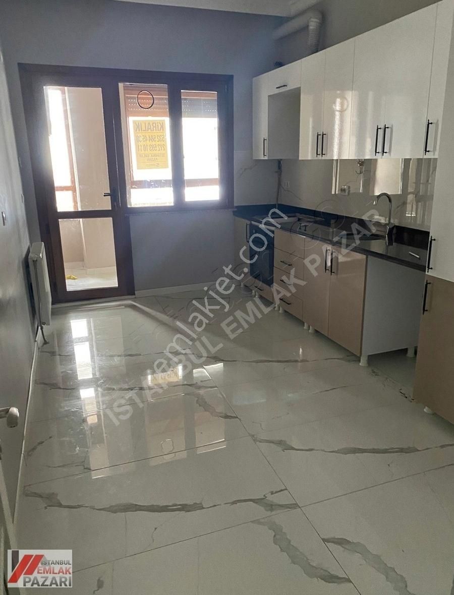 Gümüşpala'da 3+1 Lüx Geniş Bahçeli Kiralık Daire...