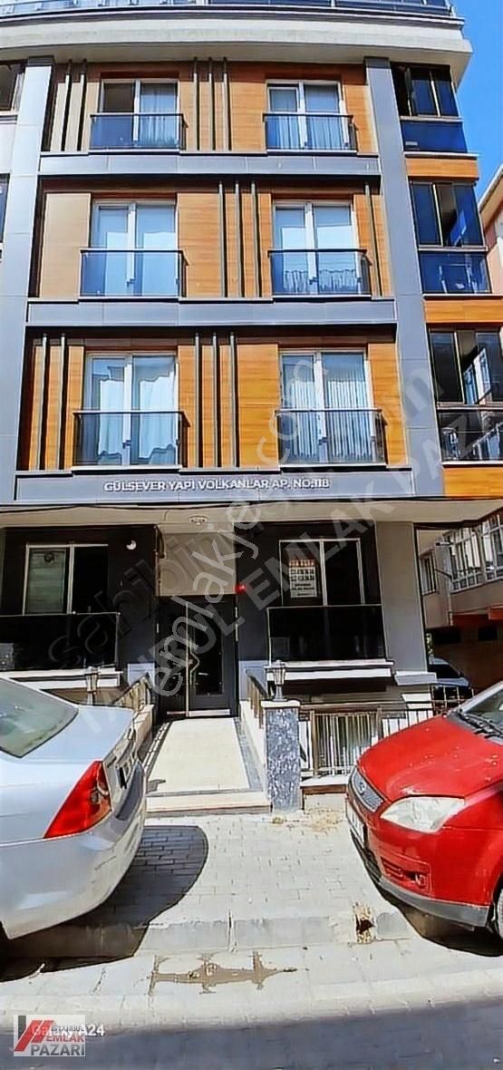 Avcılar Parseller'de E-5 Metrobüs Yakını Yeni Binada 2+1 Yüksek