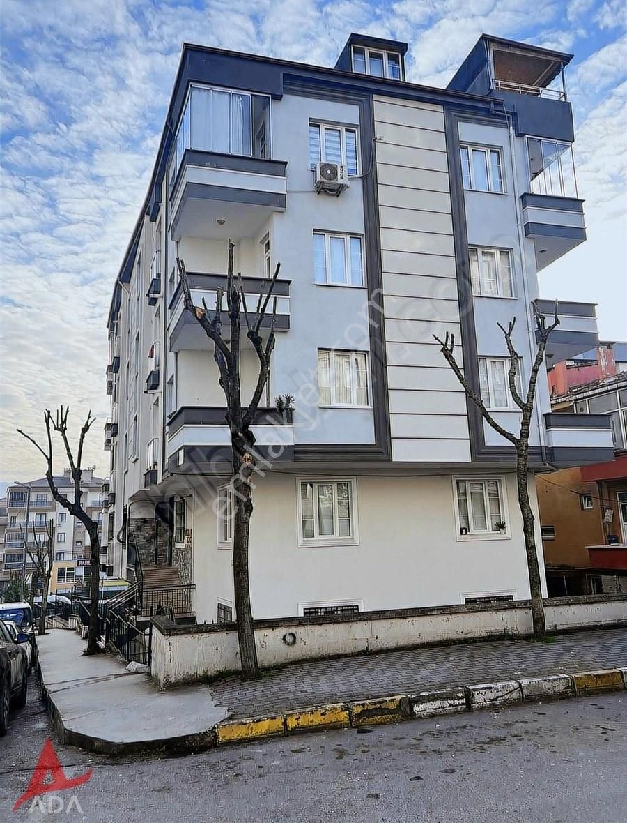Pendik Güzelyalı'da E-5'e Yakın Eşyalı Kiralık 2+1 Daire.