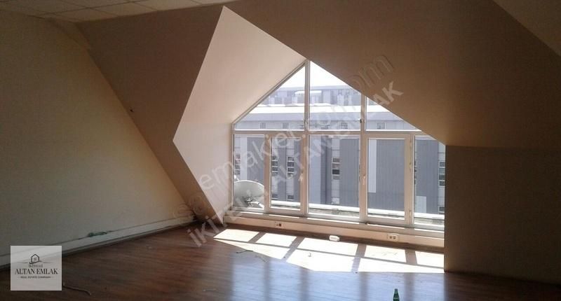 İkitelli Sanayide 1800 M2 H:4,5 M Kiralık İşyeri - Görsel 8