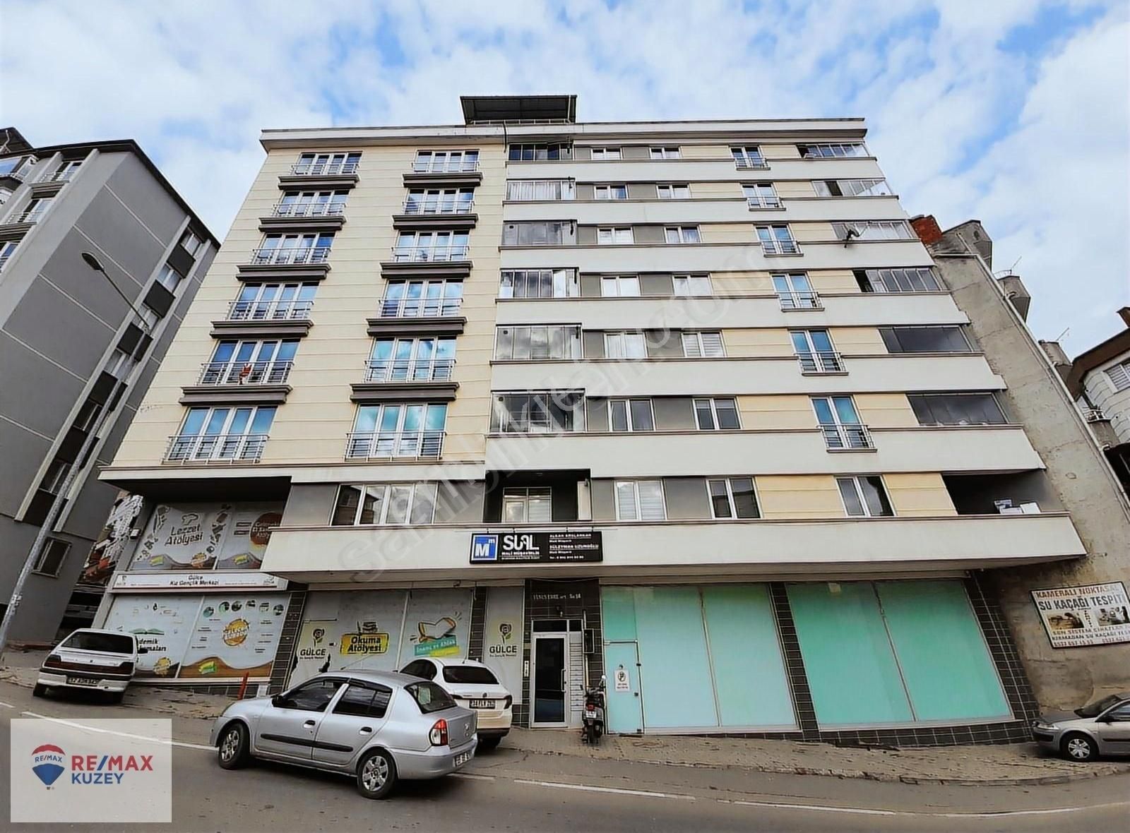 Kiralık 3+1 İlkadım Zaman Halı Arkasında Merkezi Konumda