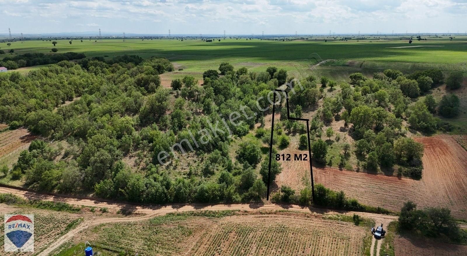Kırklareli Pınarhisar Sütlücü'de 960m2 Tarım Arazisi