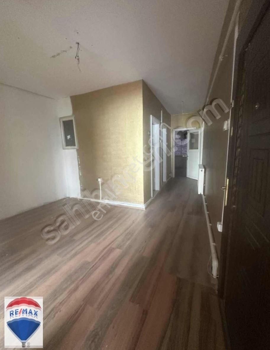 Lüleburgaz Kocasinan Mahallesinde Kiralık 3+1 Daire & Ofis