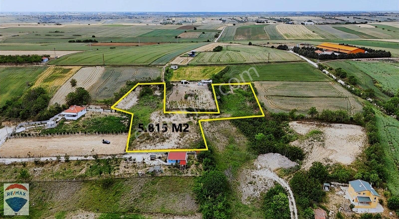 Ayvalı'da İmar Yanında Satılık 5.815 M2 Arazi