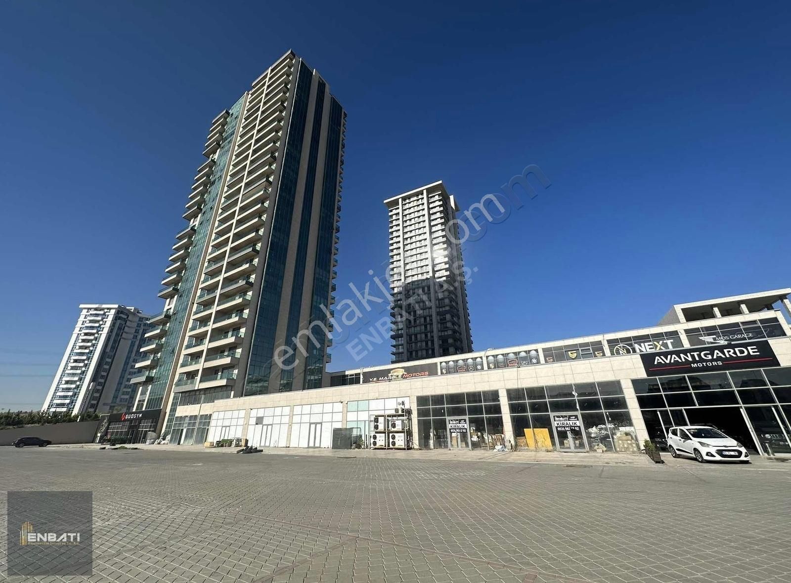 Hayran Kule Kiralık Dükkan & Mağaza / Enbatı A.ş