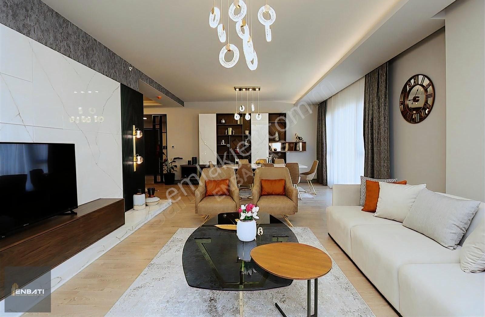 Kent İncek Satış Ofisinden 5+1 Göl Manzaralı Satılık Daire