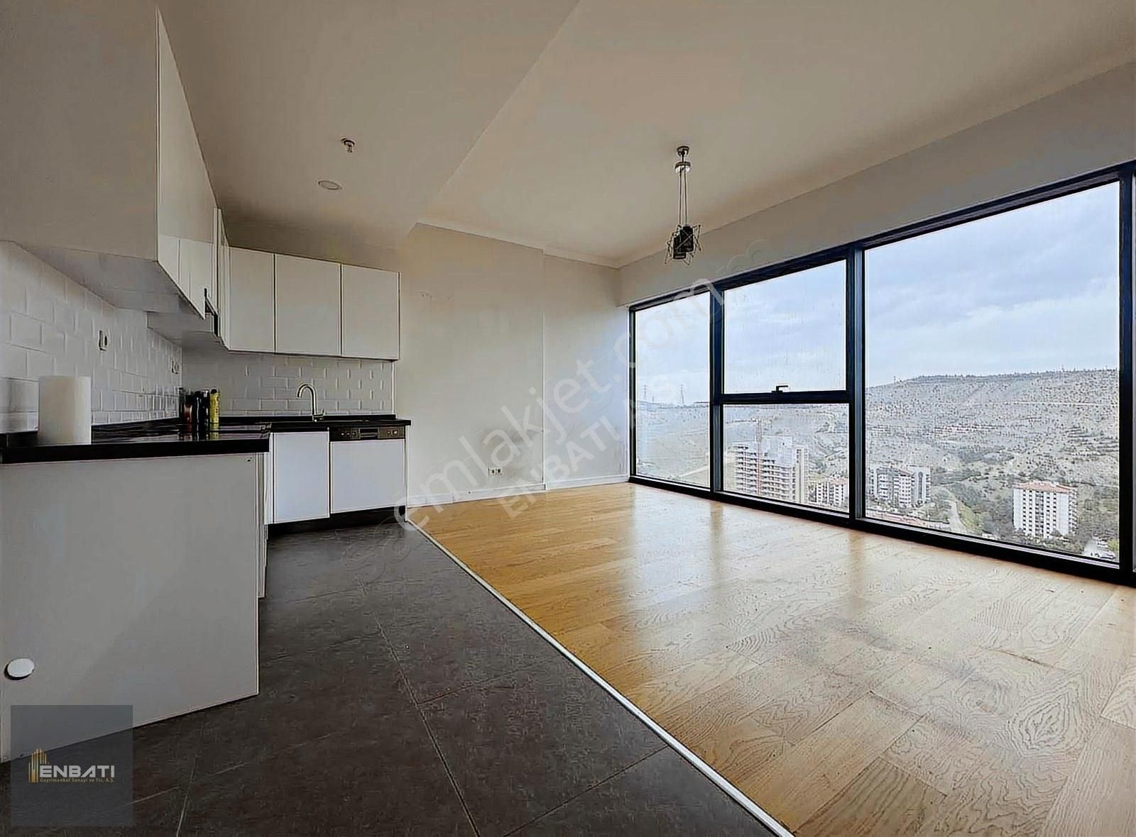 Elmar Towers'da Büyük Tip Yüksek Kat Kiralık Daire Enbatı A.ş