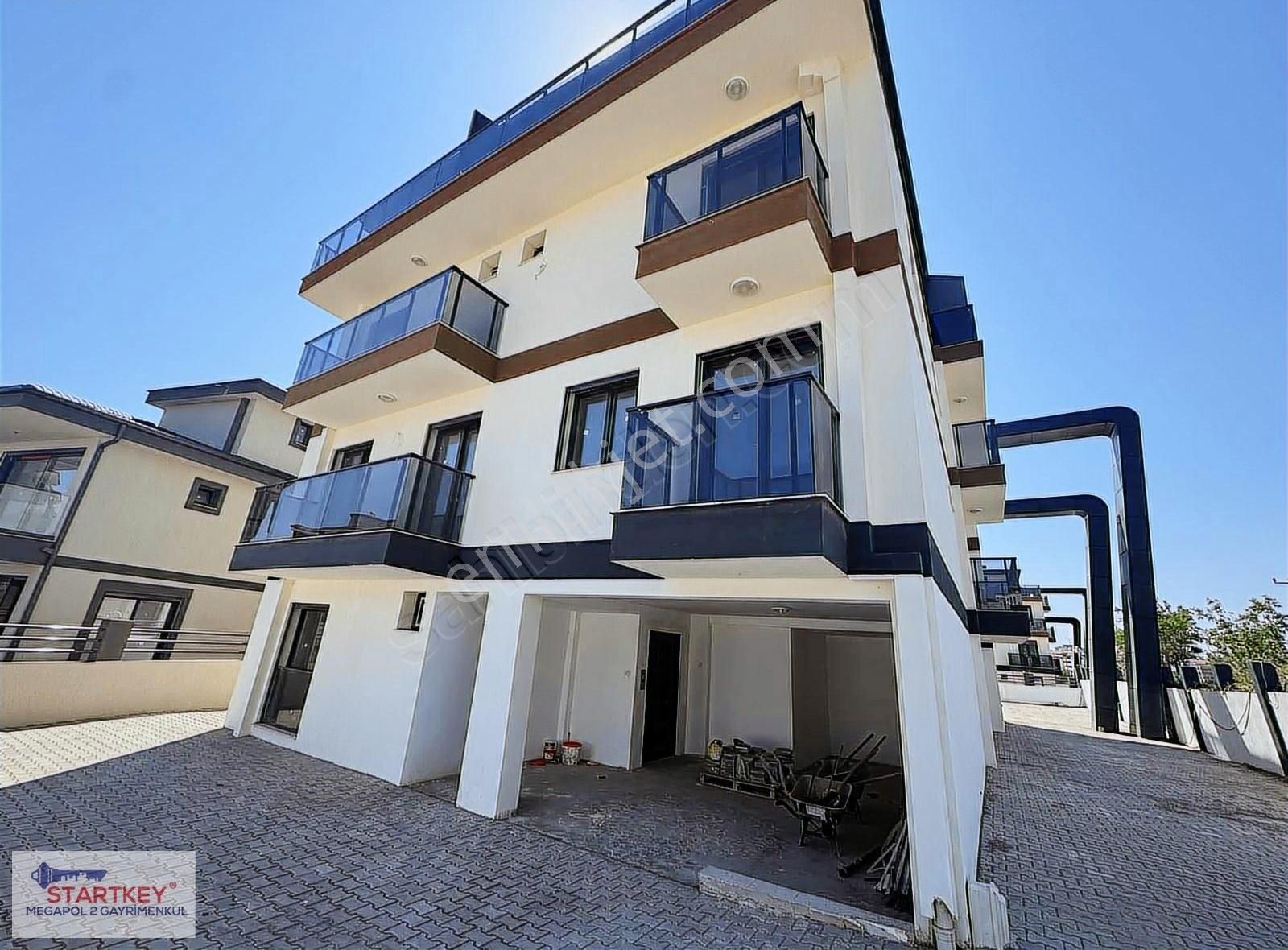 Luwi Residence Seferihisar'da 3+1 Satılık Daire