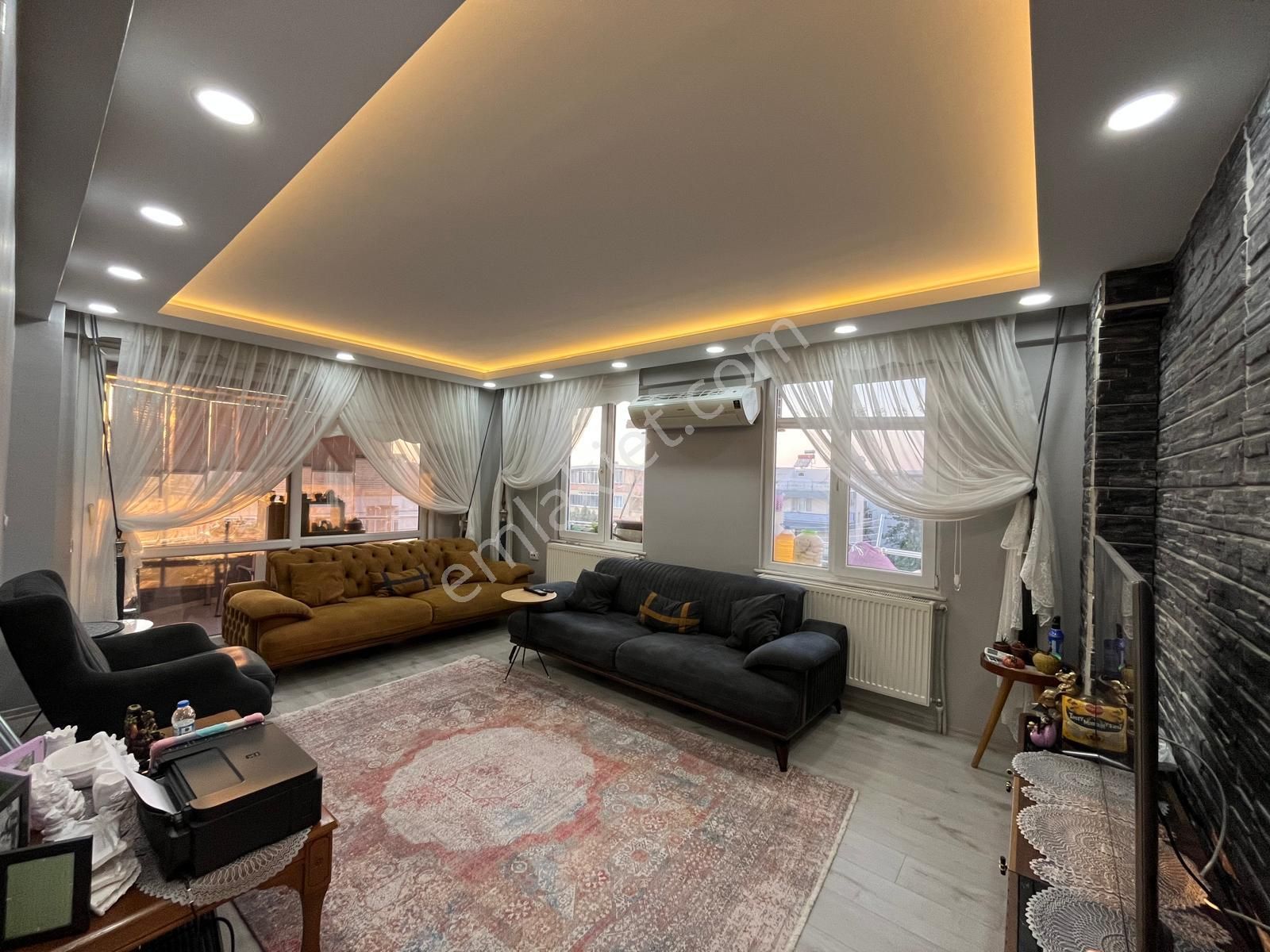 Kültür Mahallesinde 3+1 Kapalı Mutfak Aydınlık Ferah Daire