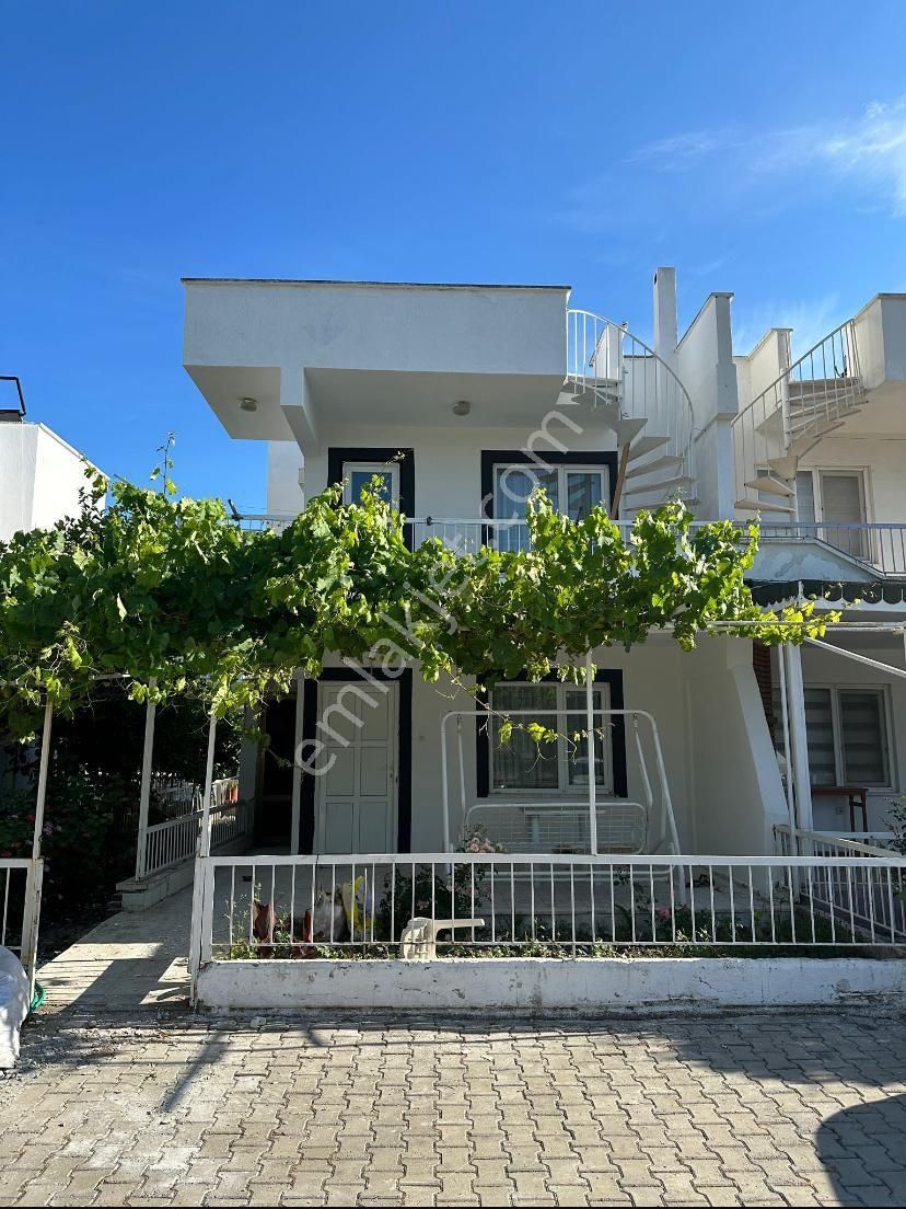Denize 400m Müstakil Girişli Havuzlu 2+1 Kelepir