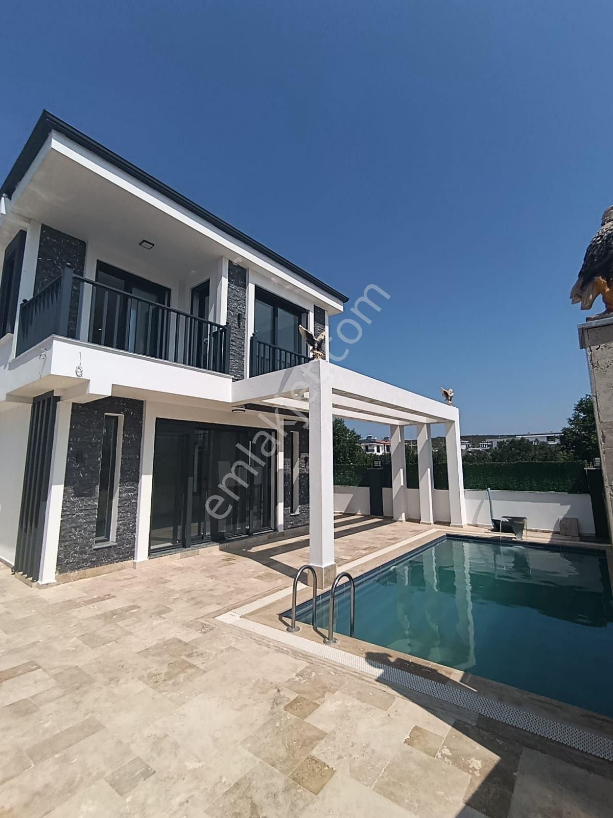 Sahibinden Müstakil Villa 300m Arsa İçinde
