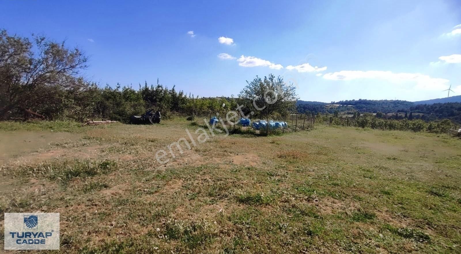 Çanakkale Bayramiç Işıkeli 620 M2 İmara Yakın Yola Cephe Tarla