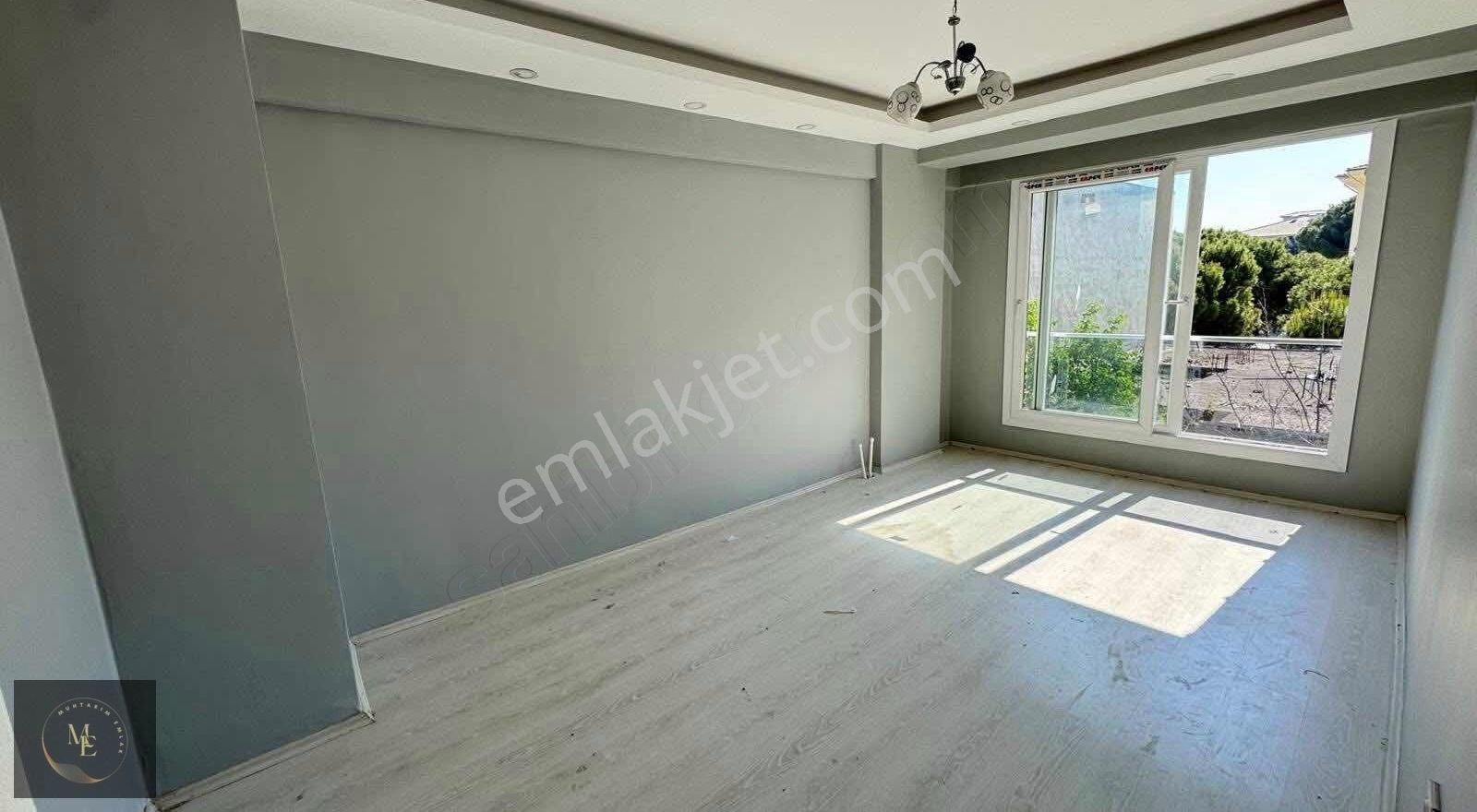 Muhtarım Emlaktan Cadde Üzeri 2+1 Daire