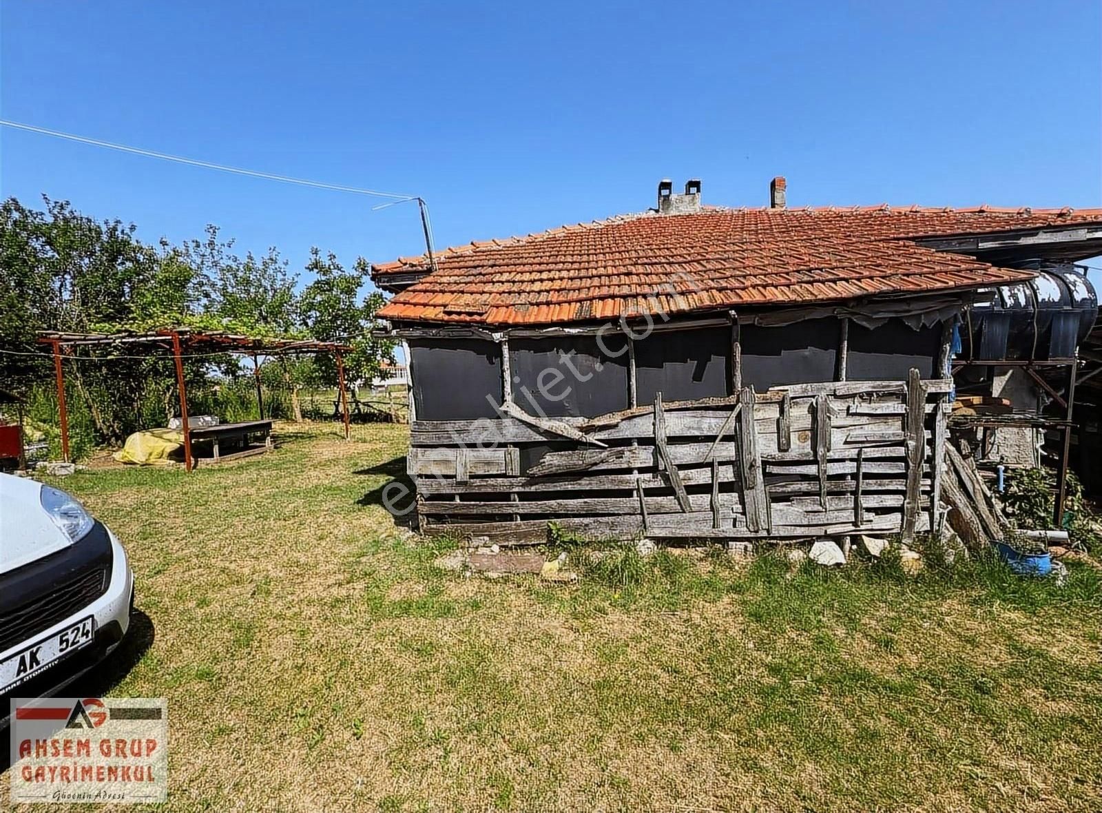 Doğa İle İç İçe Huzurlu Yaşam ! Tek Katlı Müstakil Ev Ve Arsası