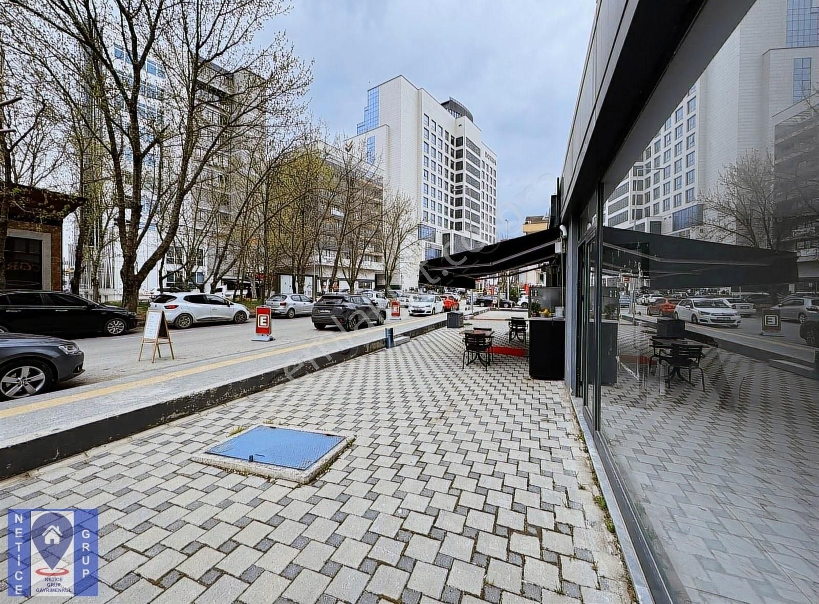 Nilüfer Yeni Doruk Hast. Karşısında 103 M2 Önü Açık Köşe Dükkan