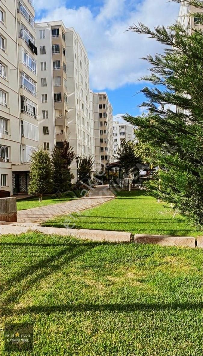 Fatih Yıldız Gayrimenkulden Ahievranda Yapılı Satılık 2+1 Daire