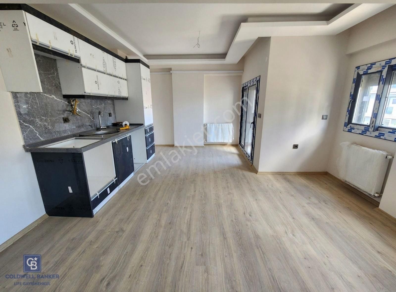 Şemikler De Satılık Sıfır 1+1 Daire