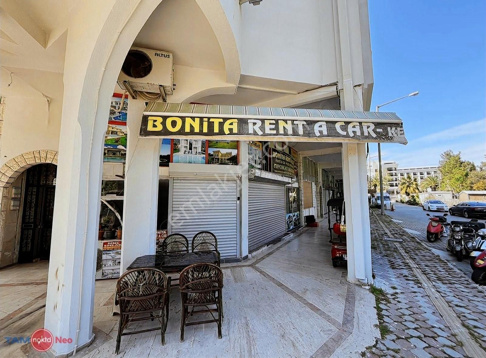 Kemer Merkezde Denize Yürüme Mesafesinde Satılık Dükkan