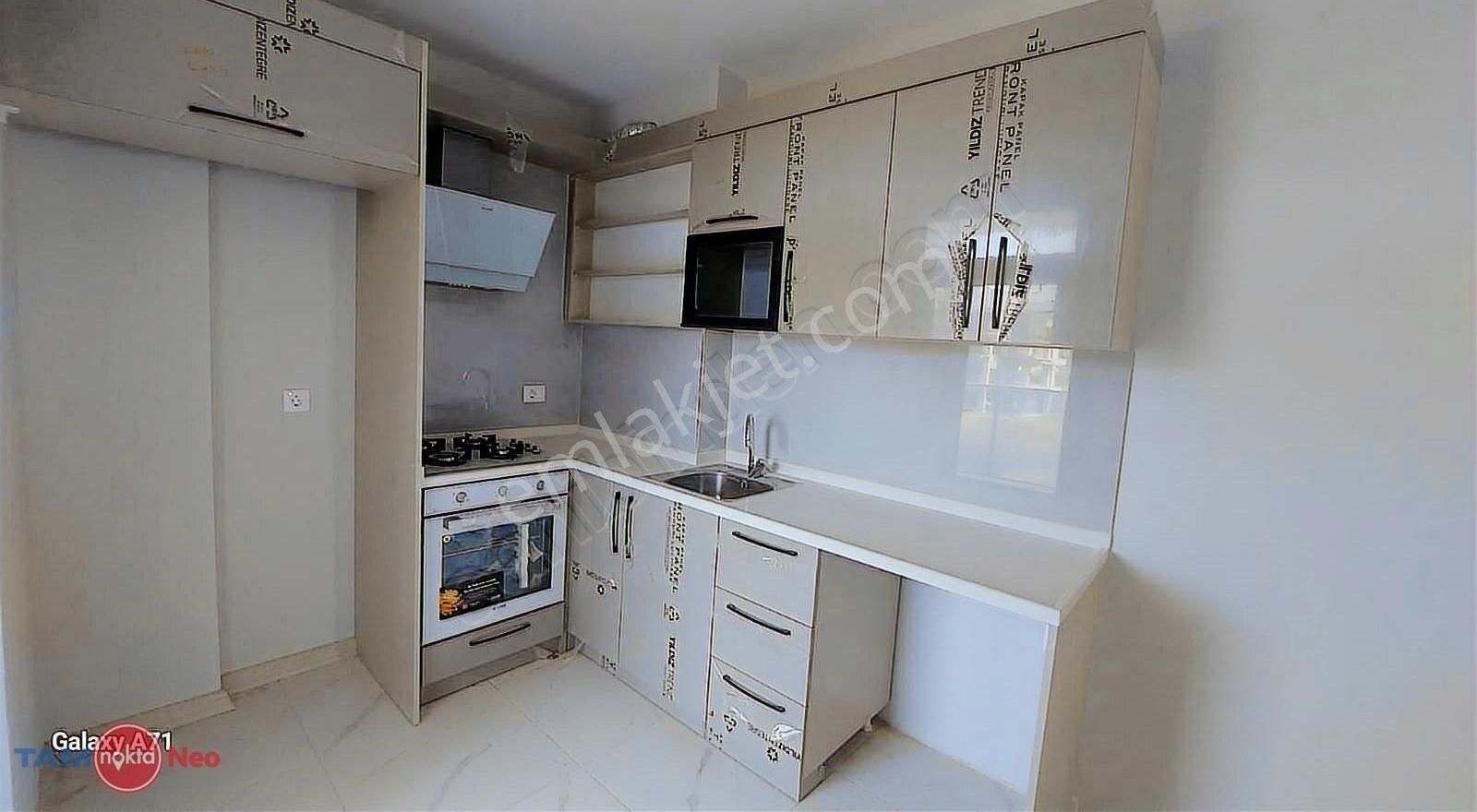 Yeni Nesil Sitede2+1 Eşyasız Kiralık Daire Ankastreli, Klimalı