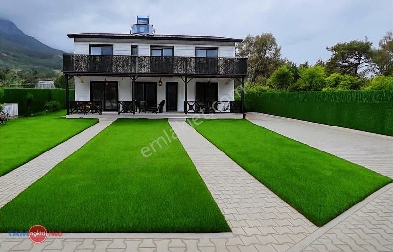 Konyaaltı Hacısekililer'de 8+2 İkiz Müstakil Villa Takasa Uygun!