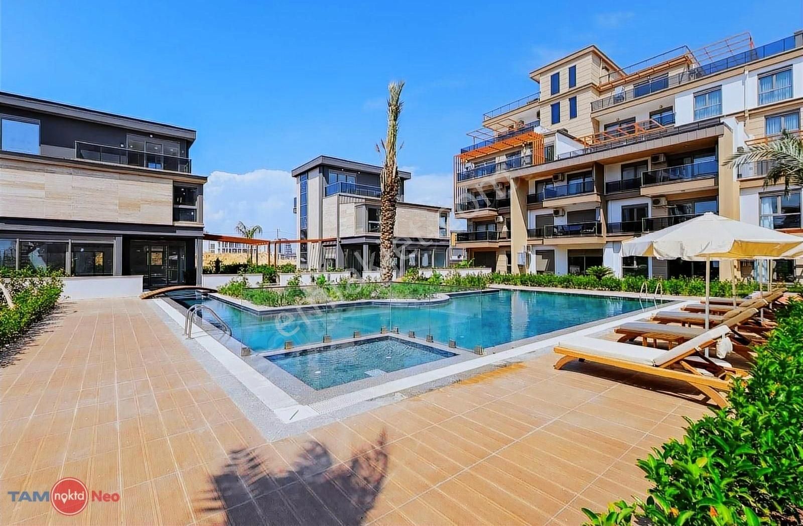 Babylon Sitesinde Lüks Bahçe Katı Kiralık 1+1