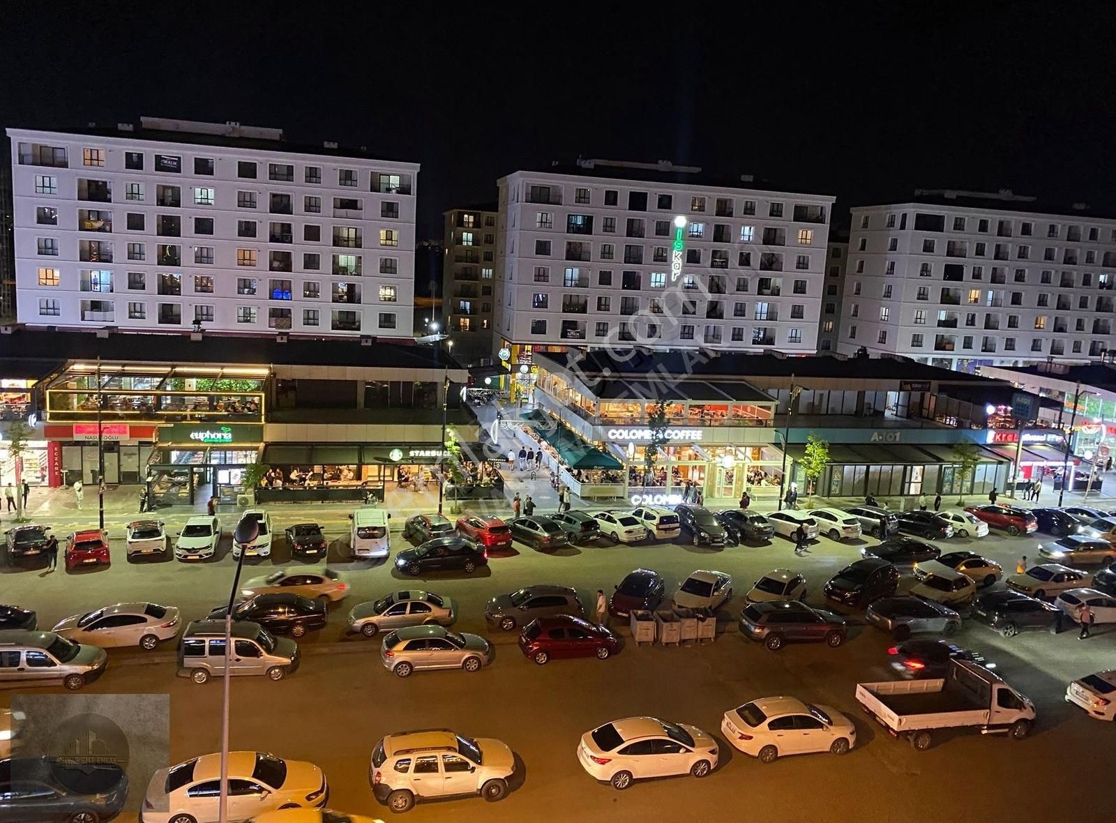 Sivas Gmt Emlak'tan The Moon Sitesi Satlık 1+1 Full Yapılı Daire