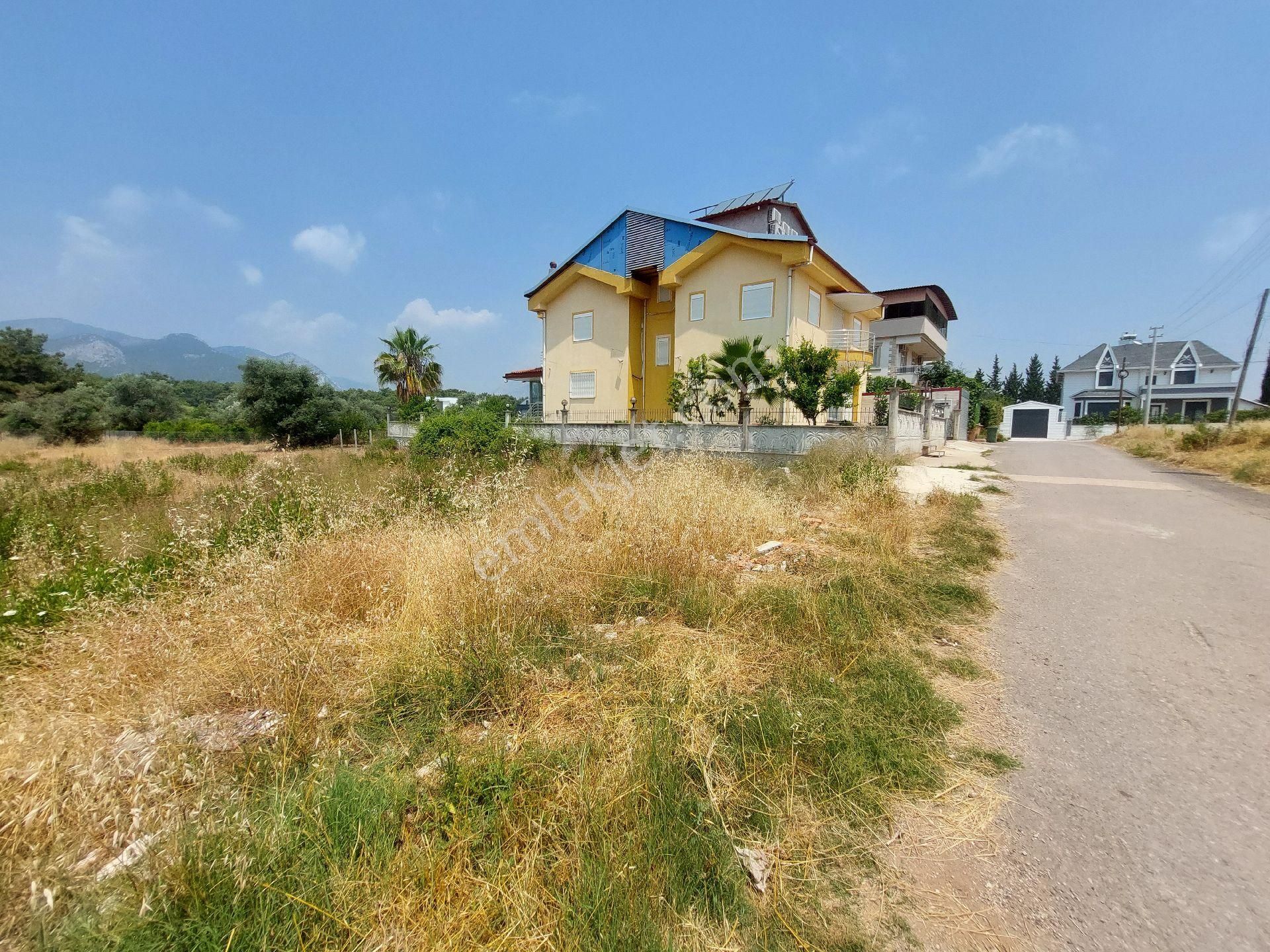 Antalya Döşemealtı Düzlerçamı 450 M2 Villa Siteleri Yanı Satılık Arsa