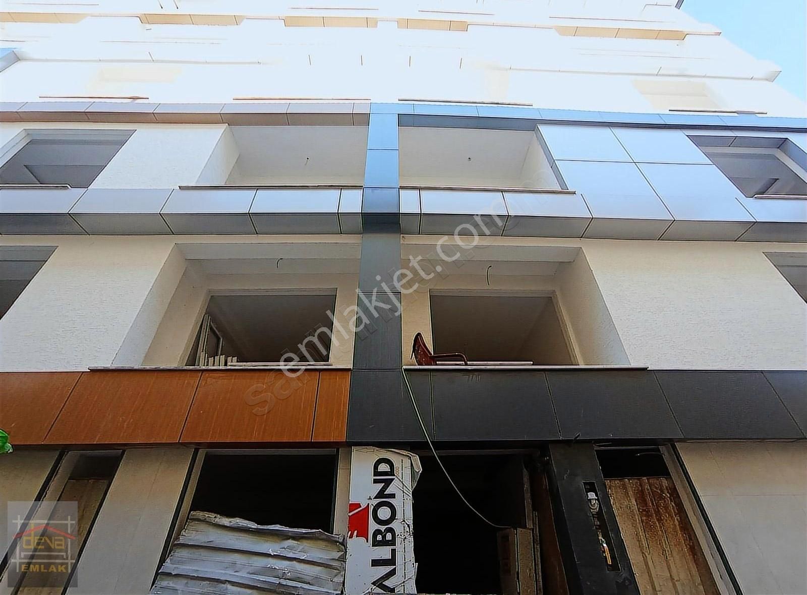 Deva Dan Çarşı Merkeze Çok Yakın Giriş Kat 3+1 Sıfır Daire