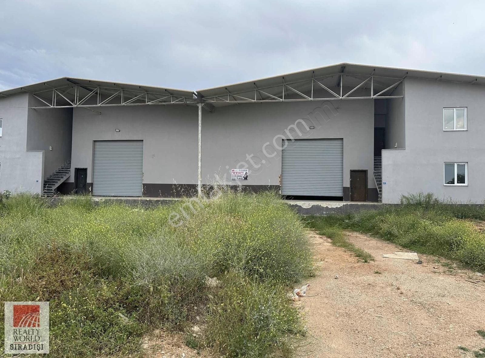 Altınova Atatürk Bulvarında 1.250 M2 Ofisli Kiralık Depo