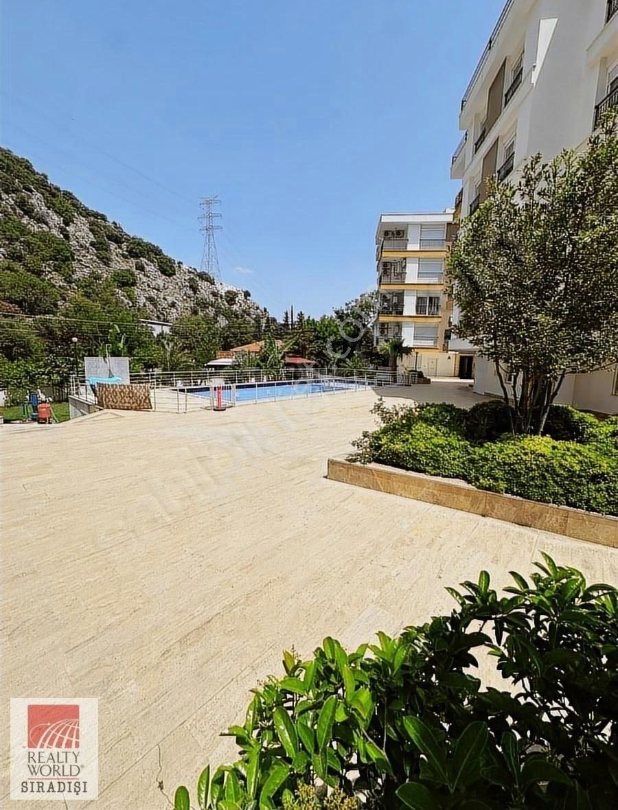 Rw Sıradışından Konyaaltı-hurmada 2+1 Site İçinde Daire