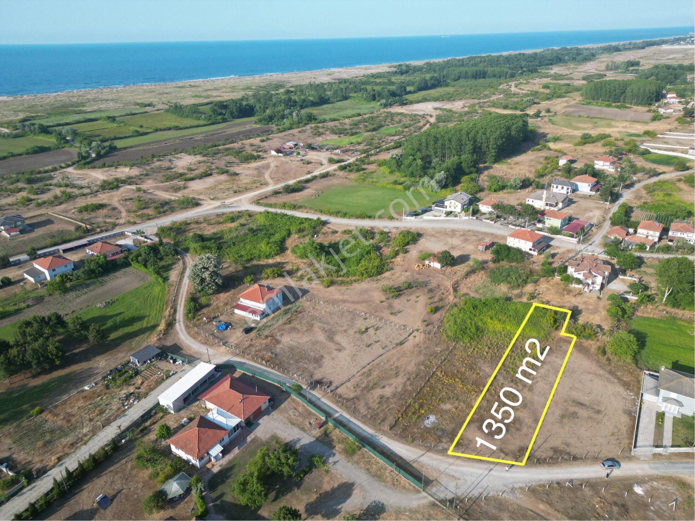 Karasu Denizköy’de 1350 M2 %40 Köy İçi İmarlı, Yerleşik Alanda Yatırıma Uygun Satılık Arsa - Görsel 3